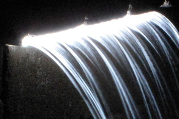 Atlantic Water Gardens Colorfalls Crystal White LED Formal Spillway