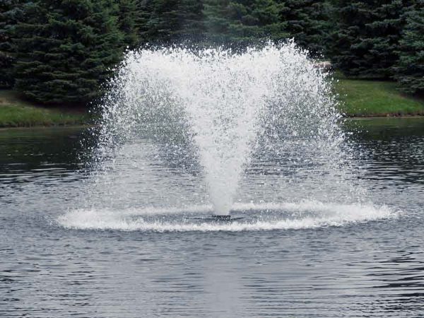 North Star Pond Aerator Fountain